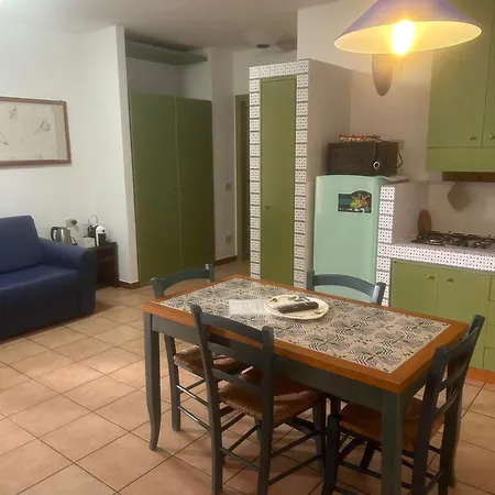 Le Solane Lägenhetshotell