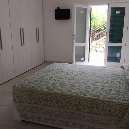 Le Solane 4* Марина-ди-Кампо