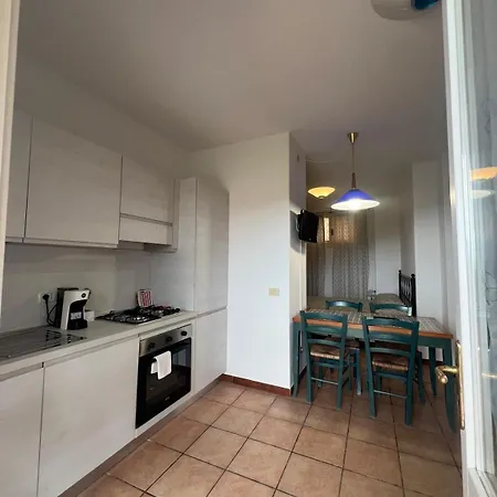 Le Solane Lägenhetshotell *