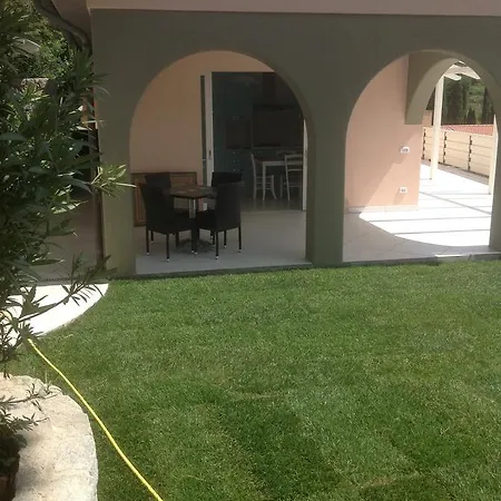 Le Solane Aparthotel 4*